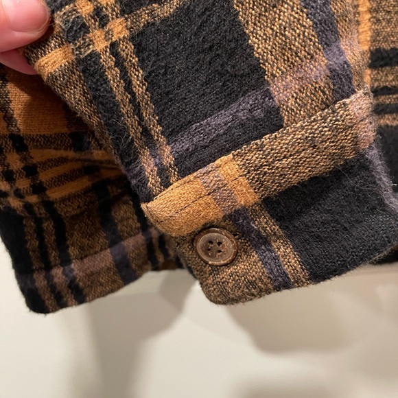 LAST CHANCE! Tentree Flannel Utility Jacket - Picture 6 of 7